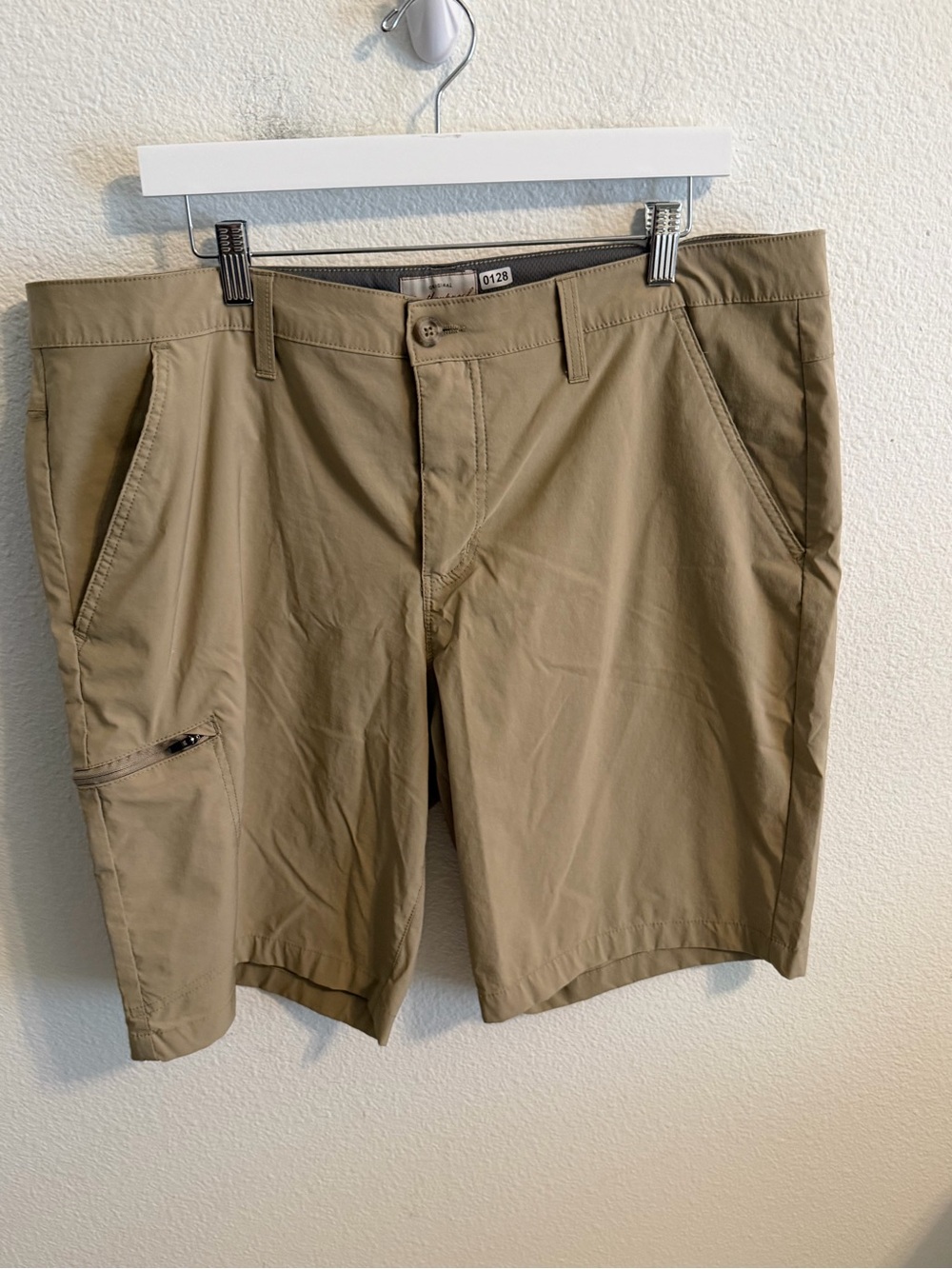 Weatherproof Men's Tan Hybrid Utility Shorts
